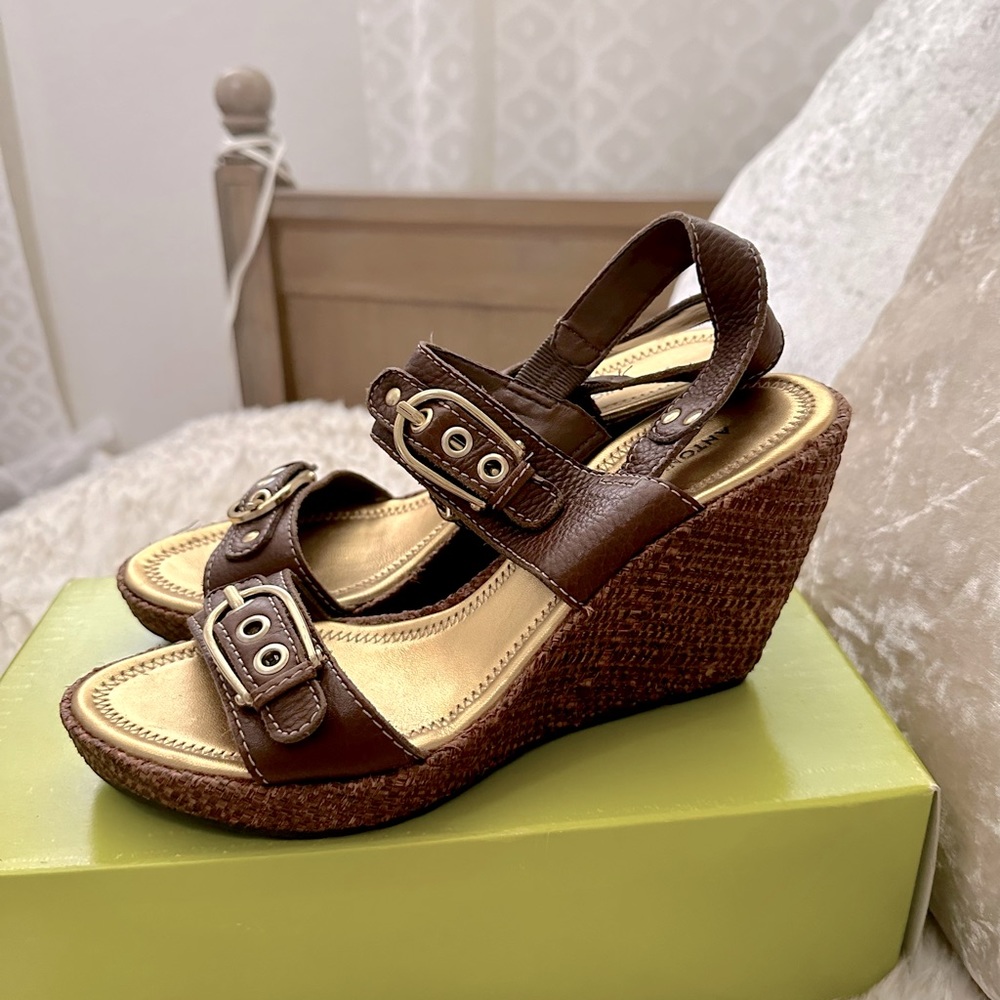 WOMENS GIANI BINI WEDGE SANDALS